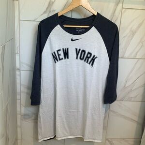 Nike XL New York Yankees cotton jersey tshirt 3/4 sleeves